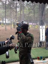 Marmara Paintball Sneijder Silah Doldurturken