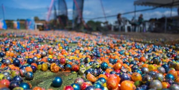 Boya Toplarının Hızını Etkileyen Faktör: Artan Mesafe