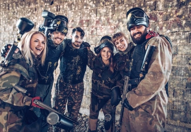 Sıra Dışı Bir Hafta Sonu Etkinliği: Paintball Sıra Dışı Bir Hafta Sonu Etkinliği: Paintball
