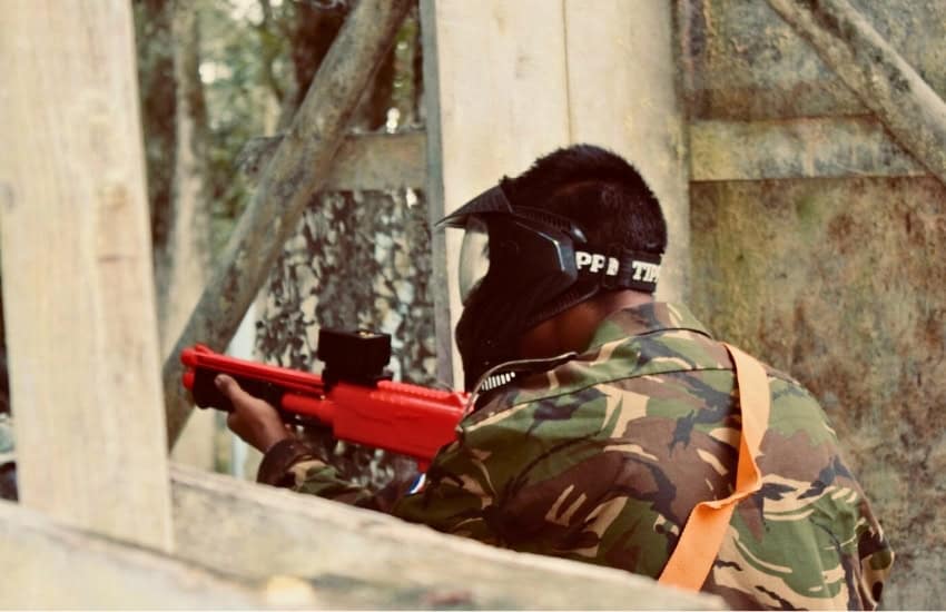 Yağmurda Paintball